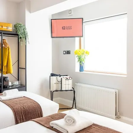 Guestready - Fownes Street Hotel *