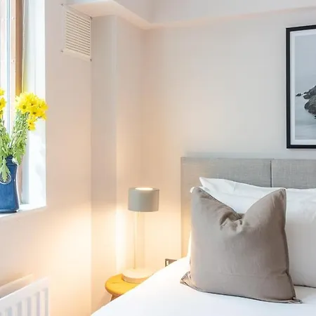 Guestready - Fownes Street Dublin