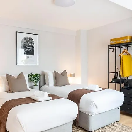 Guestready - Fownes Street *
