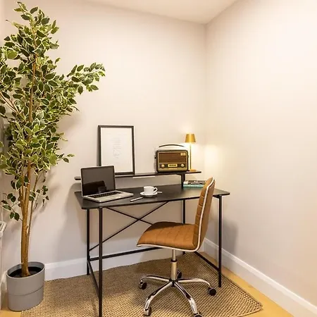 Guestready - Fownes Street *