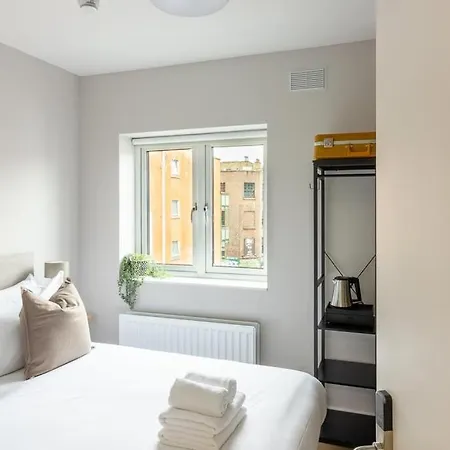 Guestready - Fownes Street